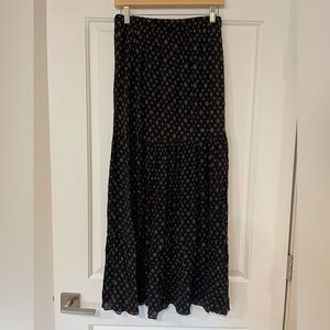 Black patterned maxi skirt